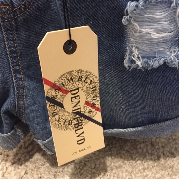 NWT overalls shorts - Picture 4 of 5